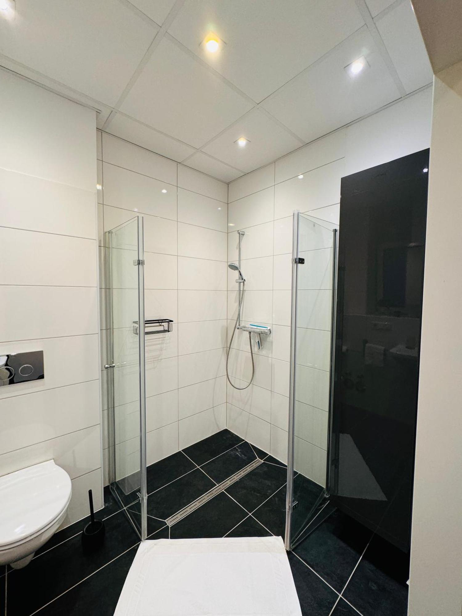 Klassen Stay - Designer Altbau Apartment Mit 2 Zimmer - Naehe Zentrum Und Rhein Koblenz  Kültér fotó